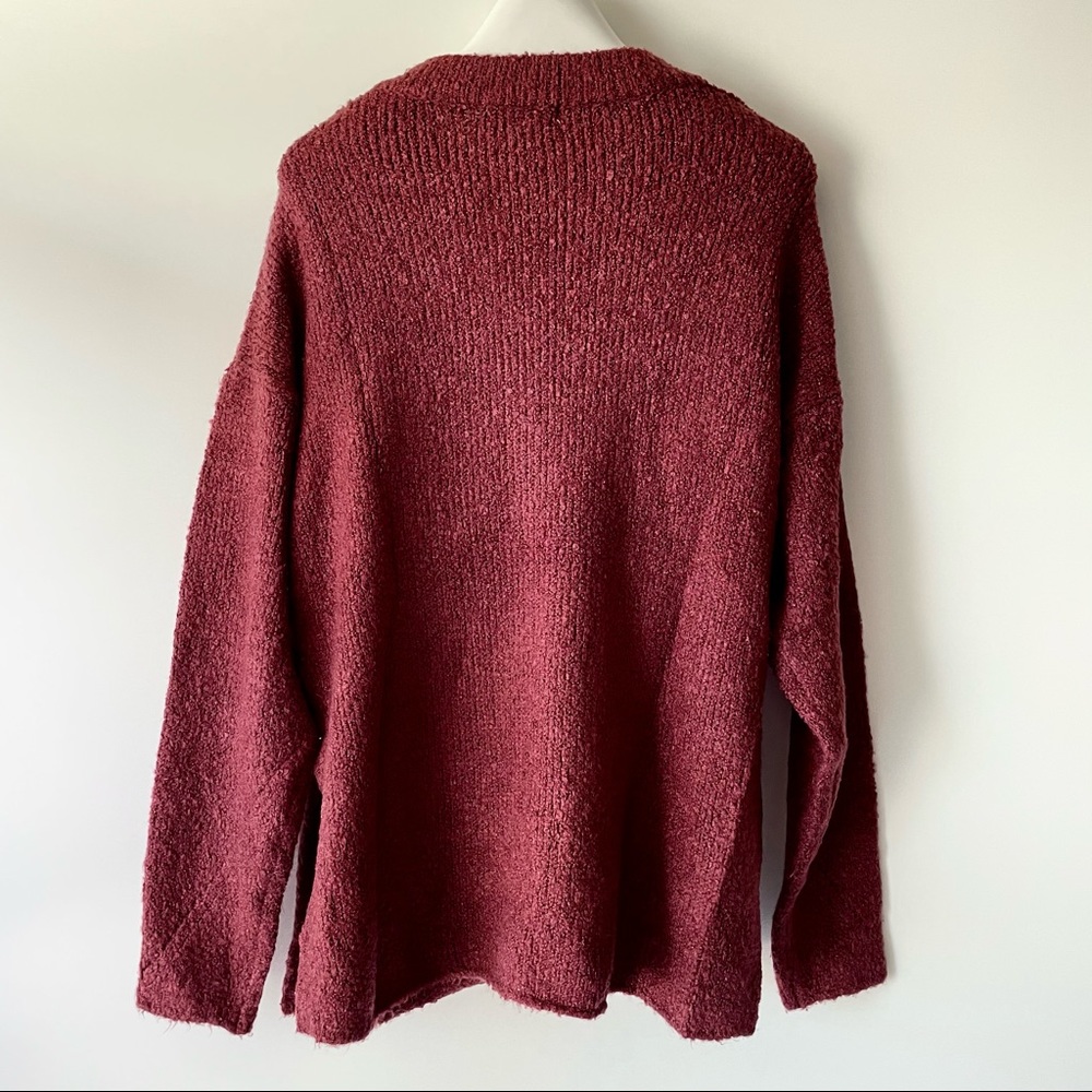 UO Pullover Sweater V-neck Berry Soft - Picture 7 of 16